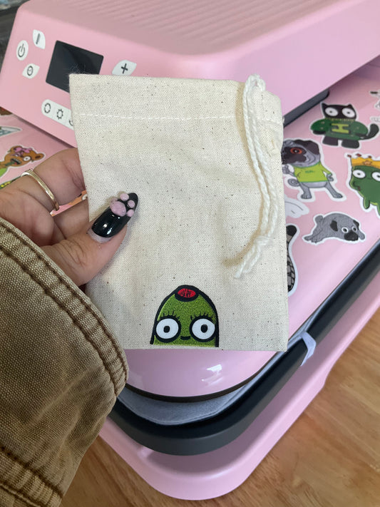 mini peekaboo pouch
